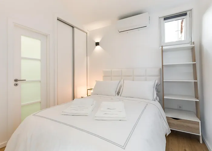 Clerigos - Premium * 포르투