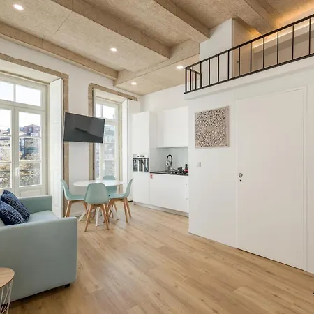 Apartment Clerigos - Premium